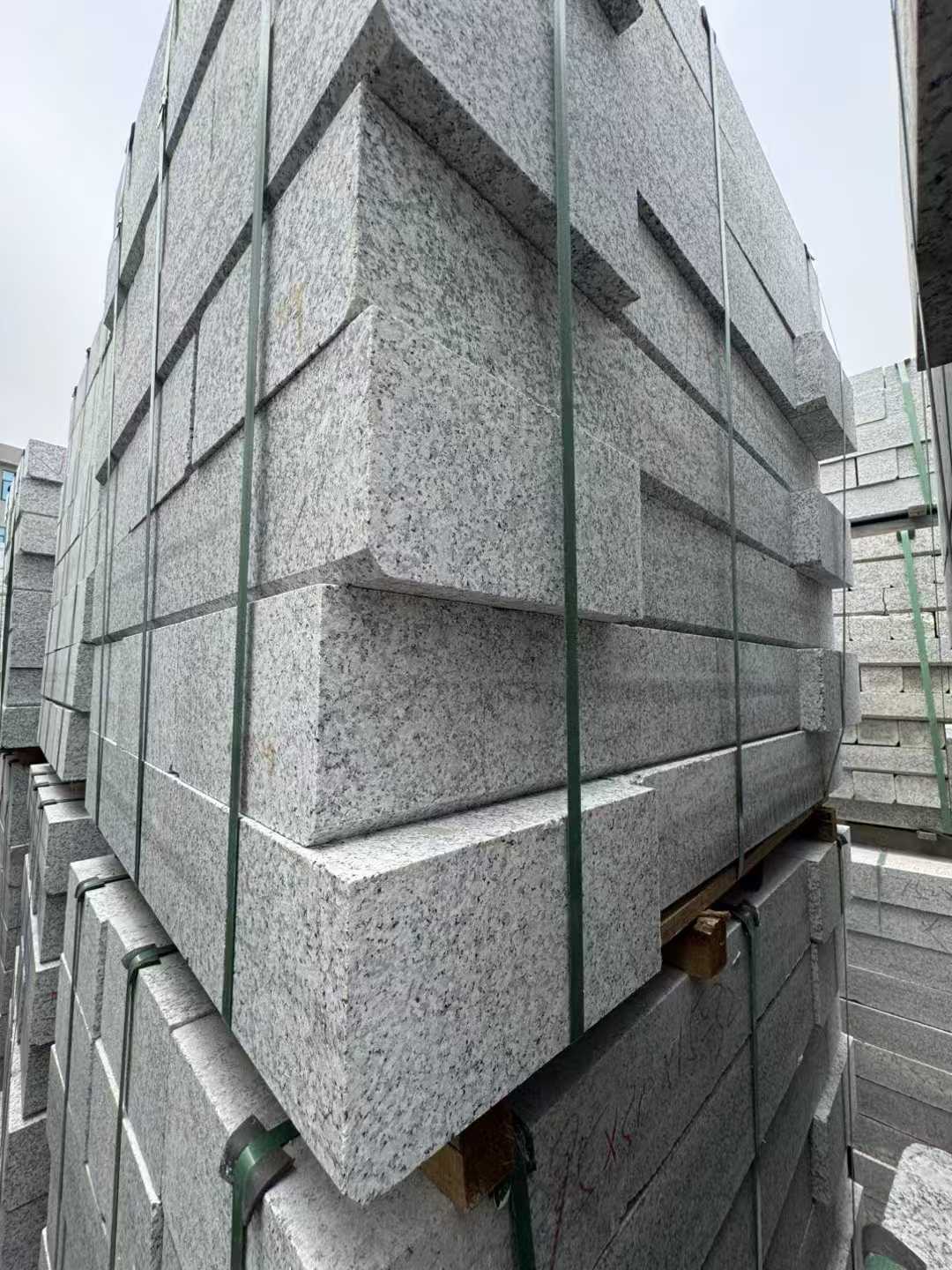 泉州芝麻白路牙石 马路牙子